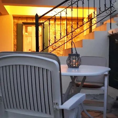Secret Traditional House Holiday home Exanthia
