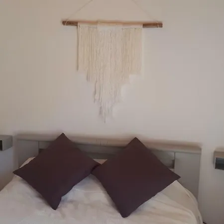 Holiday home Secret Traditional House